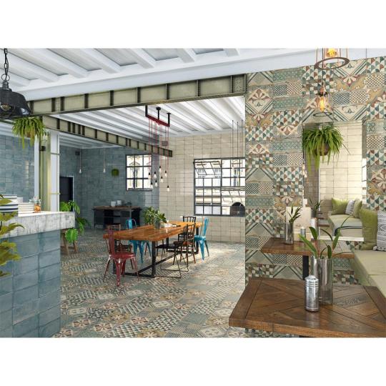 mainzu esenzia padua vzorovane farebne kachlicky kupelna kuchyna jedalensky dekor modra biela rucne malovane maursky spanielsky stredomorsky vintage country balaton chata dlazba podlahova dlazba kachlicky stenska dekoracia bistro restauracia.jpg